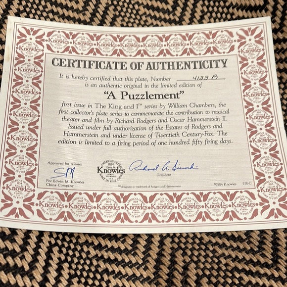 A Puzzlement First Issue The King and I Series with Certificate of Authenticity - Picture 3 of 4